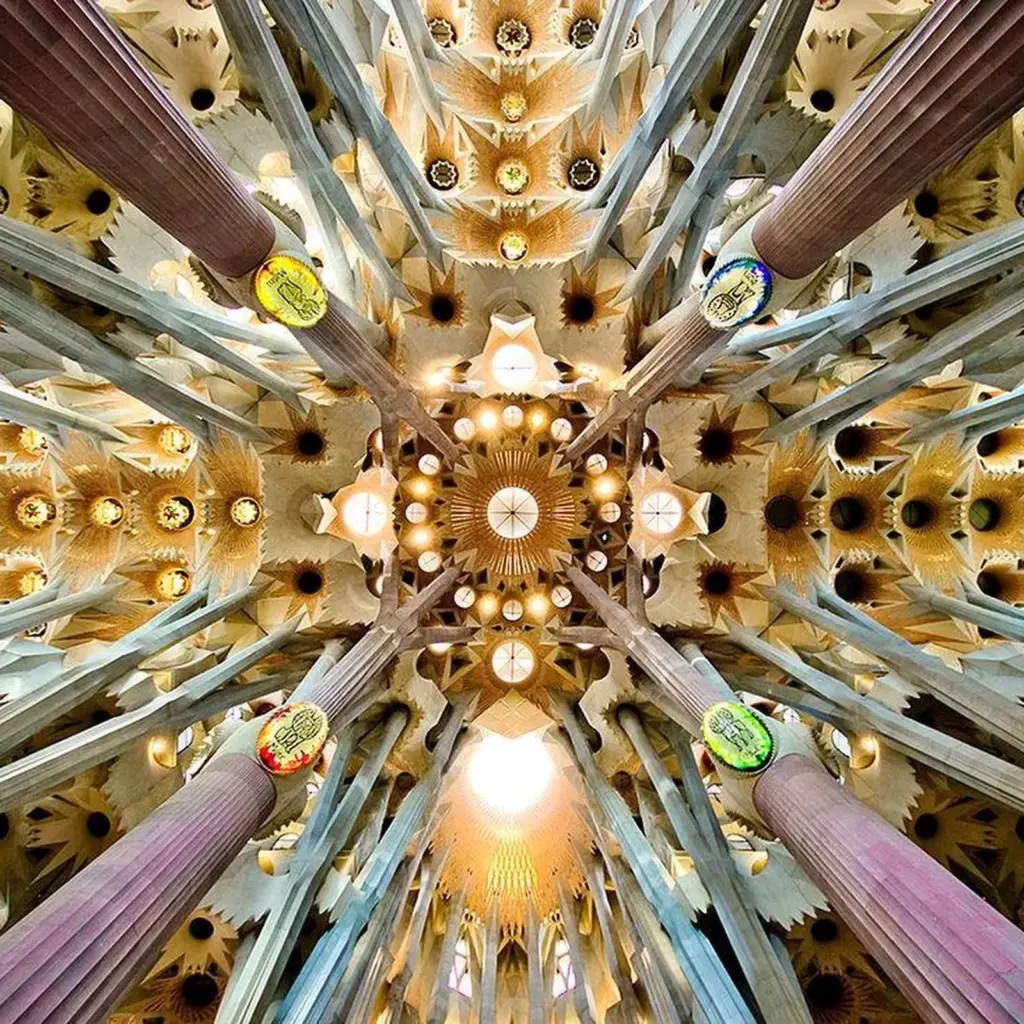 Sagrada Família nave vaulting designed by Antoni Gaudí