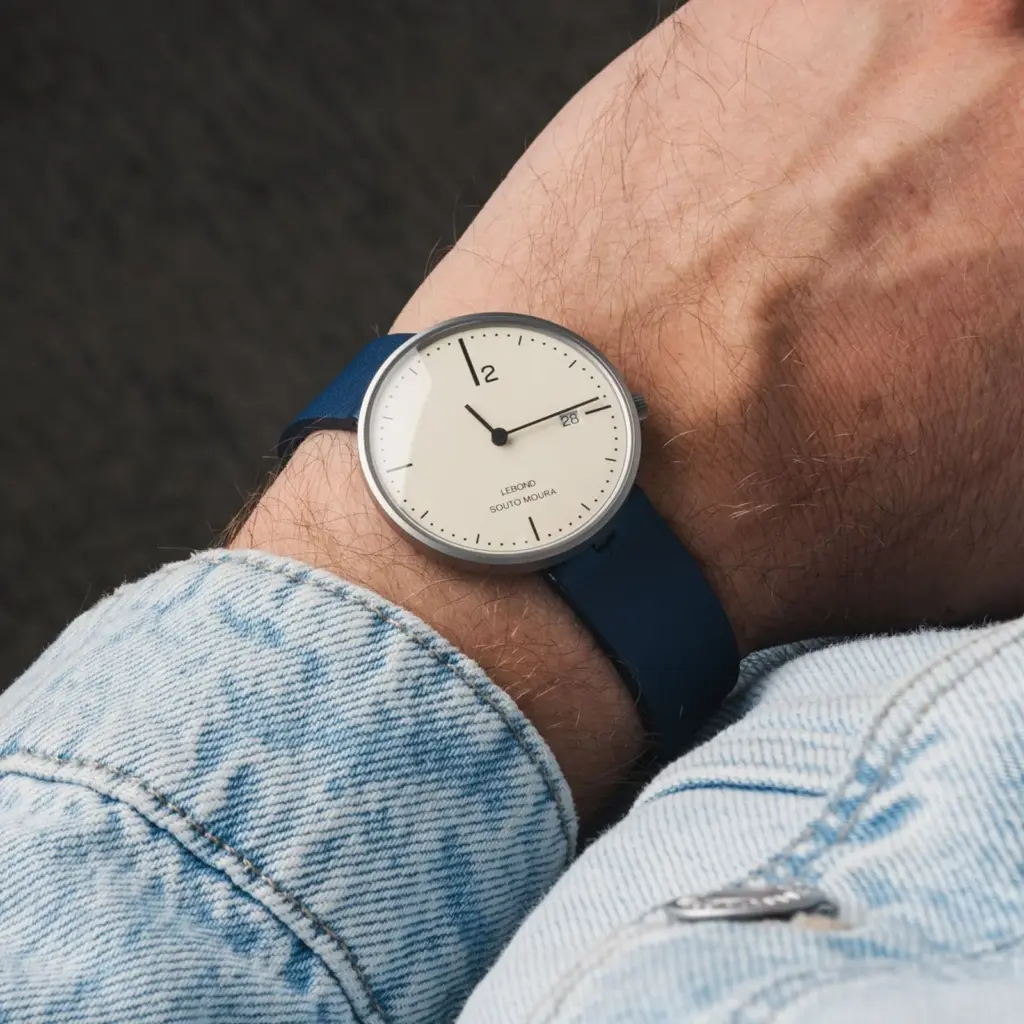 Lebond Souto Moura on the wrist, a design-led watch
